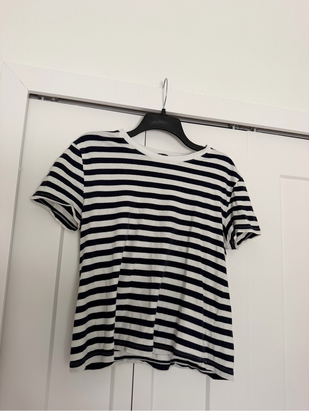 Zara Classic Navy and White Striped Tee